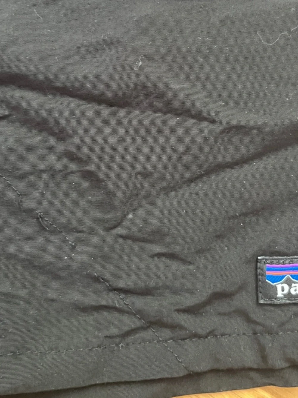 Patagonia Men’s 5’ Black Baggies size XS